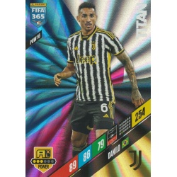 Danilo Titan Juventus POW 16