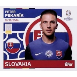 Peter Pekarík Eslovaquia SVK 5